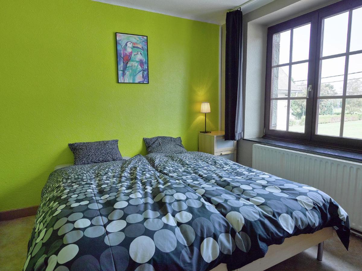 Spacious In Sourbrodt With Sauna Villa *